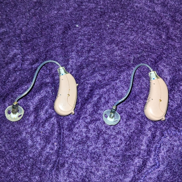 EUC REXTON Miracle Ears Hearing-Aids & Case 13H - Picture 13 of 15